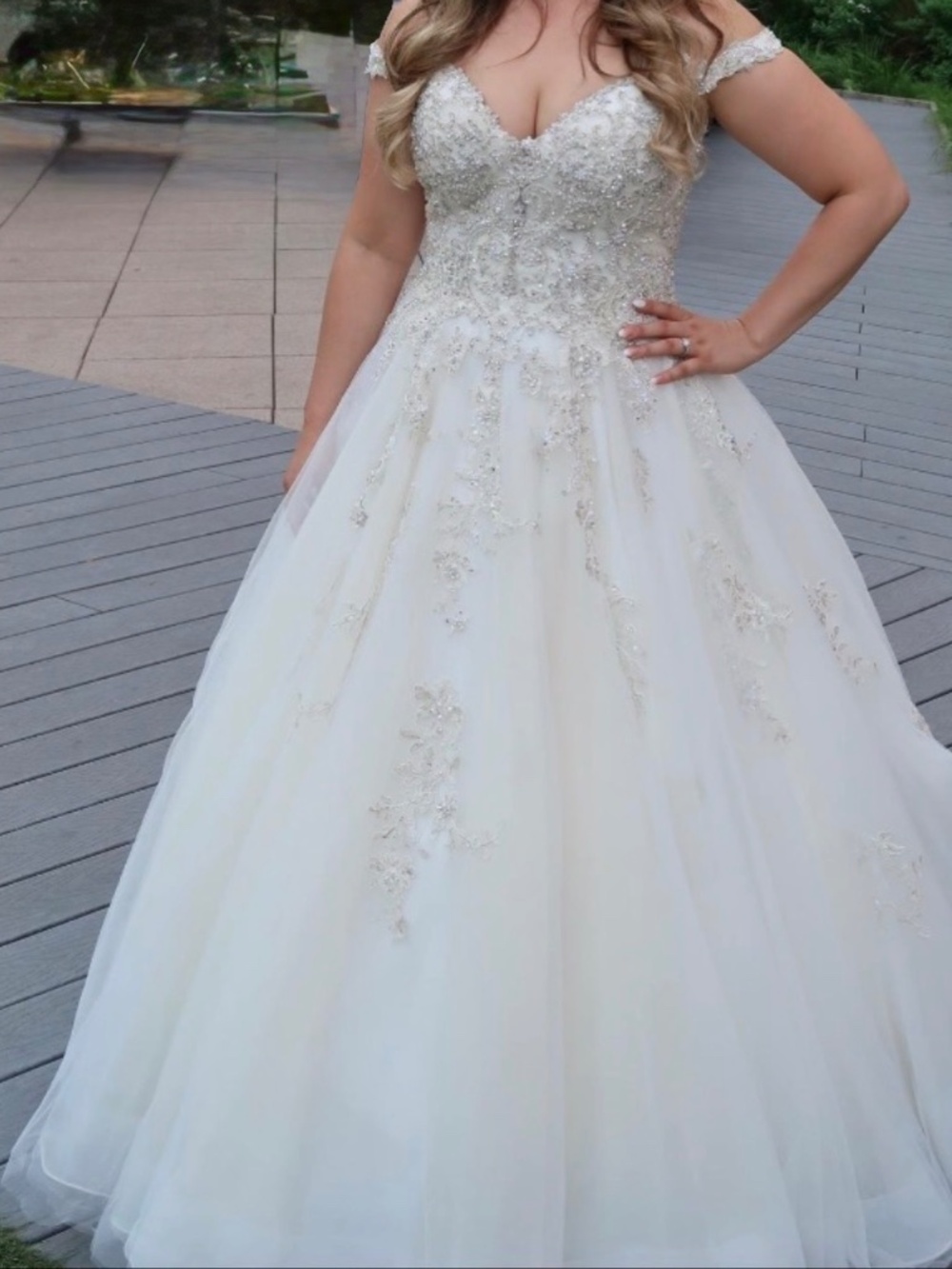 Essence of Australia ball gown and veil